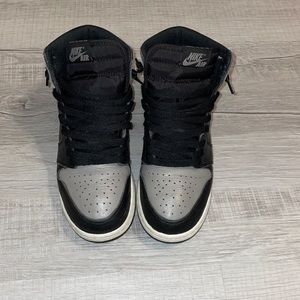 Jordan 1 Retro Shadow
